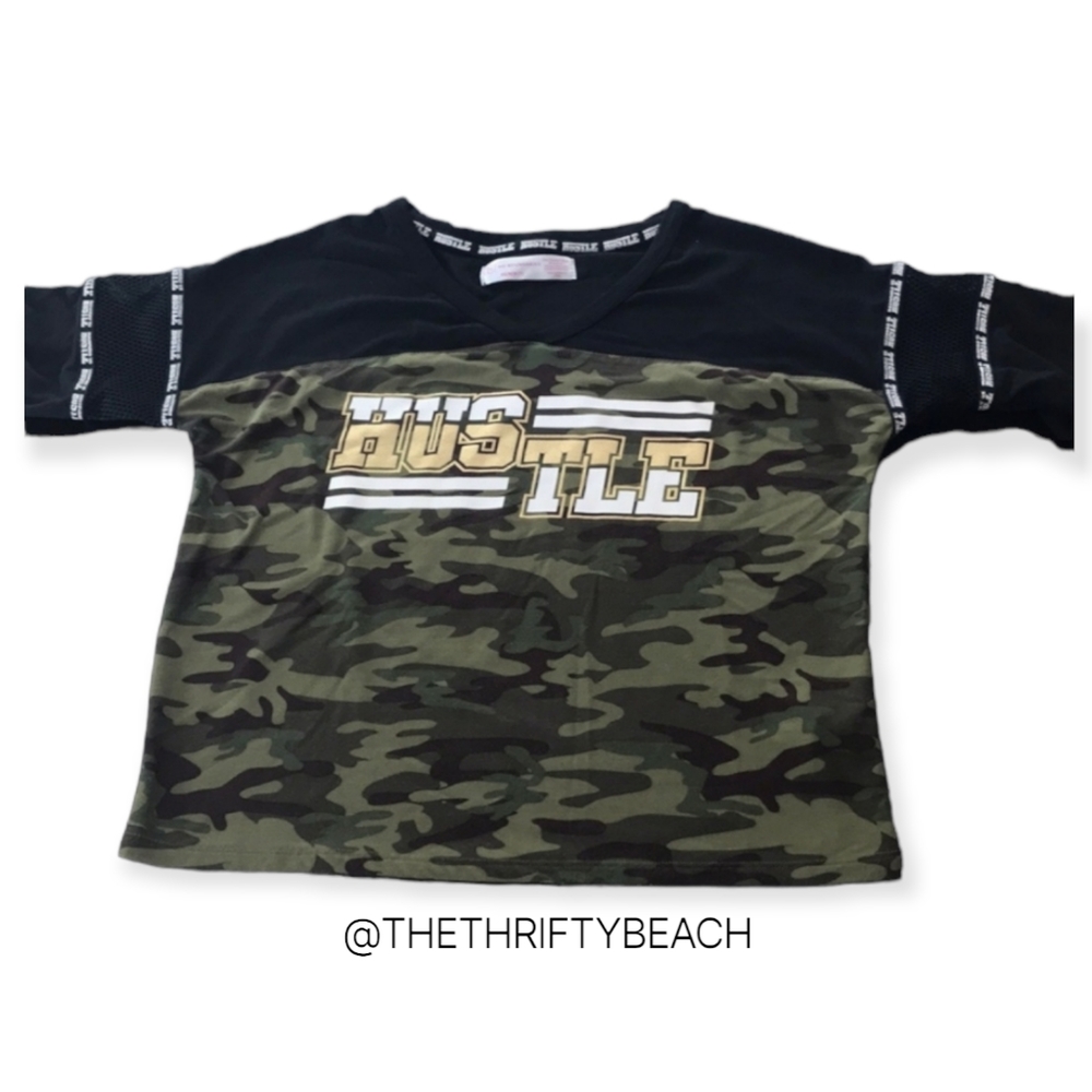 🍍No Boundaries Hustle Camo Mesh Edge Graphic T-Shirt XS